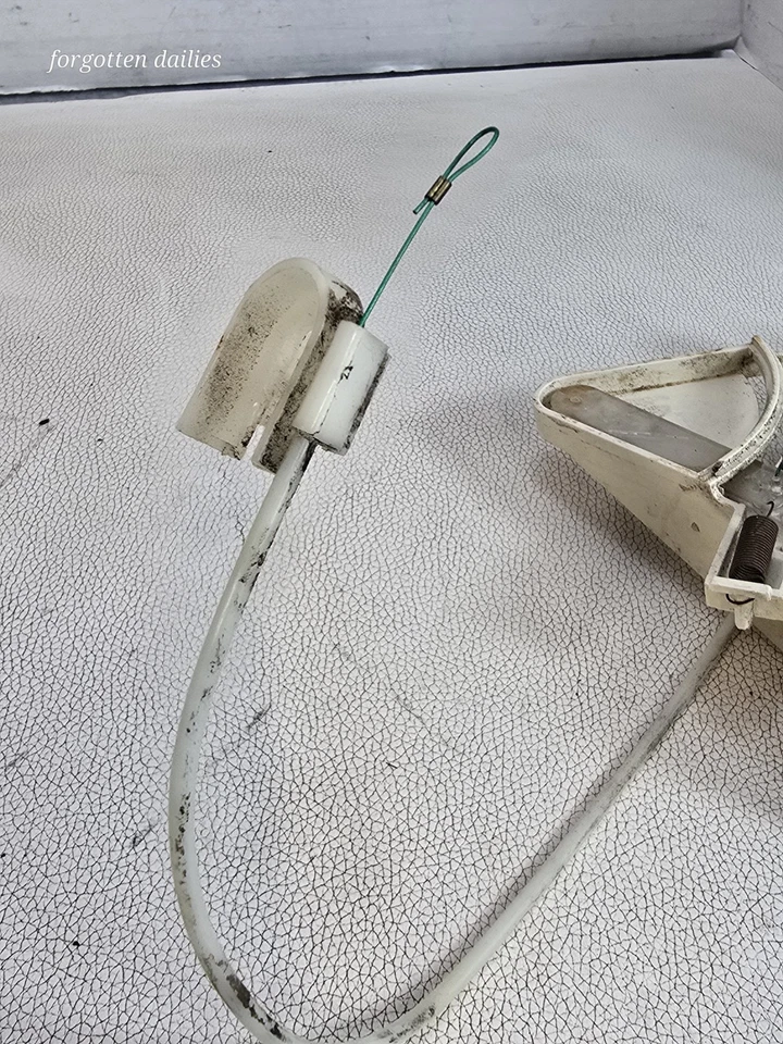 道奇 Daytona 克莱斯勒 Lebaron 变速器指示器 4221802 — 第 3/4 张图片