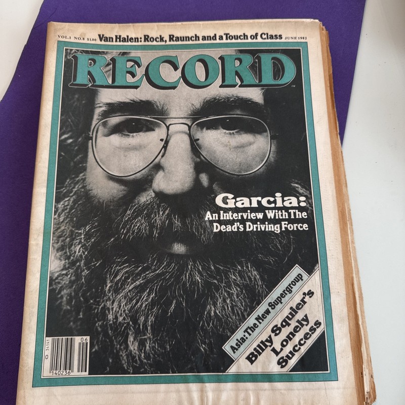 The Record  paper 1982  - lot of 5 - Who, Fleetwood, Young, Police, Garcia
