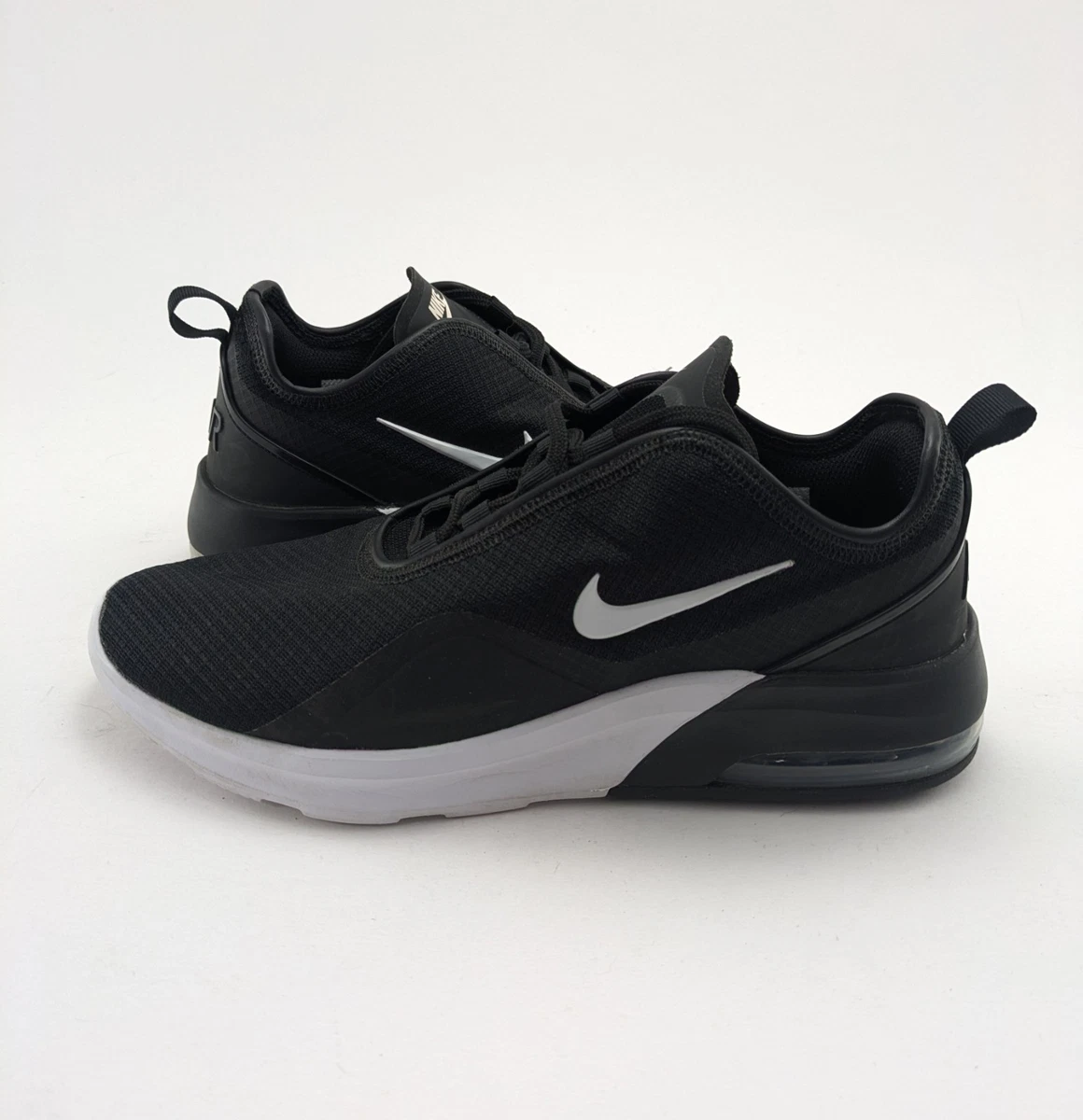 Men\'s size 10 Nike Air Max Motion 2 black and white barely worn no shoestrings Size 10 - Nike Air Max Motion 2 Black White for sale online  main image 4