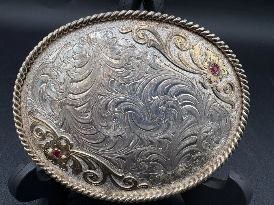 Vtg  MONTANA SILVERSMITHS Belt Buckle Ruby's SILVER PLATE Engraved Floral Cowboy - Image 4 of 4