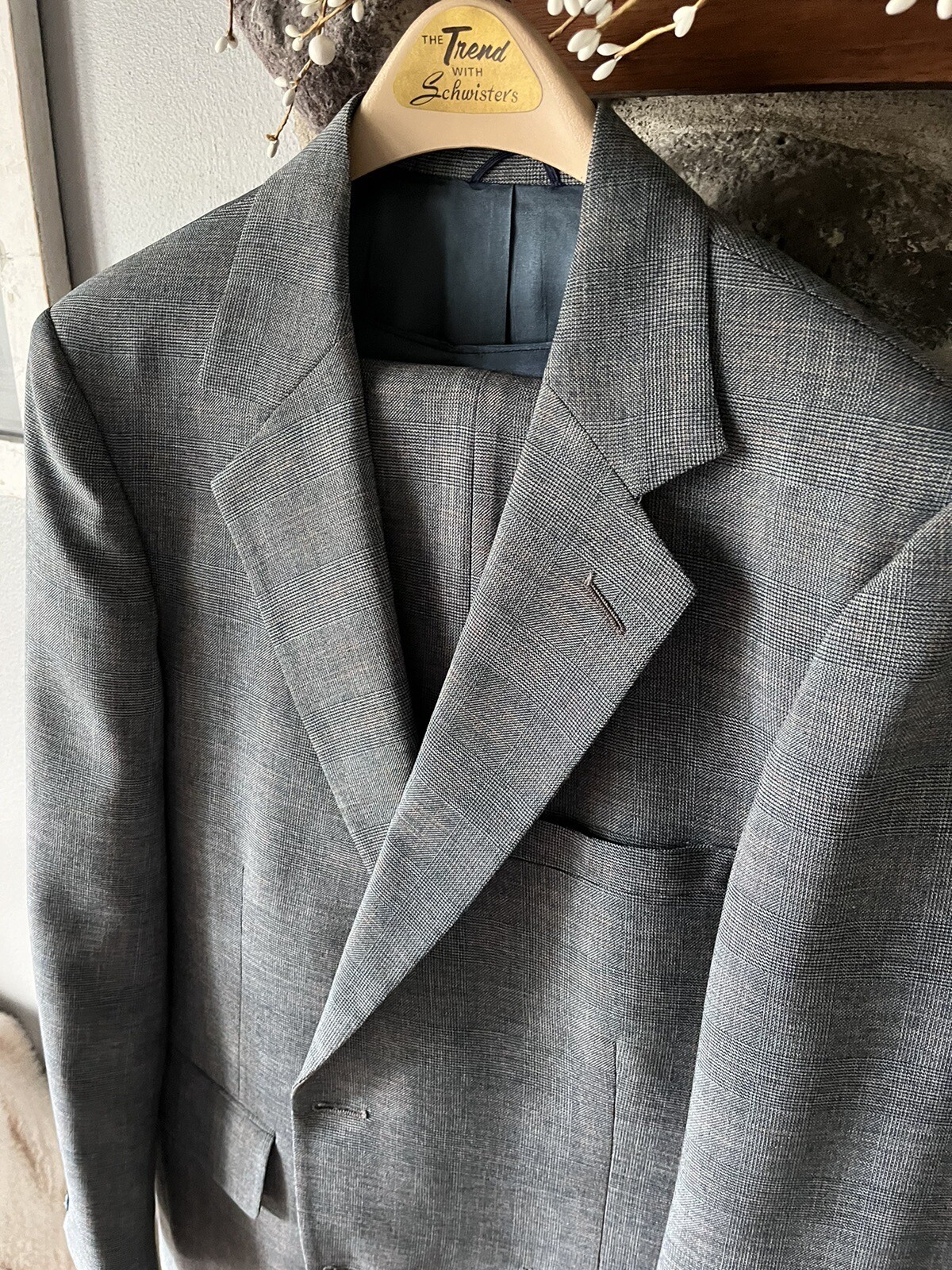 Picture 4 of 20