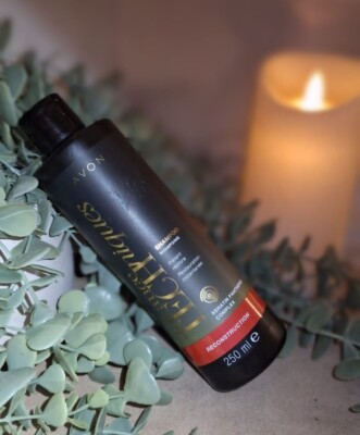 AVON Advance Techniques Reconstruction Shampoo 250mls