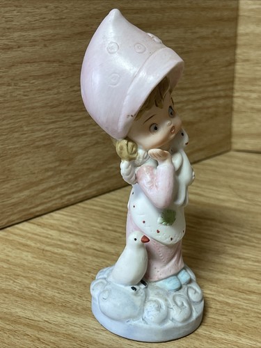 Porcelain figurine figure girl standing teddy bear seagull VTG 70s 6" shelf doll - Picture 2 of 8