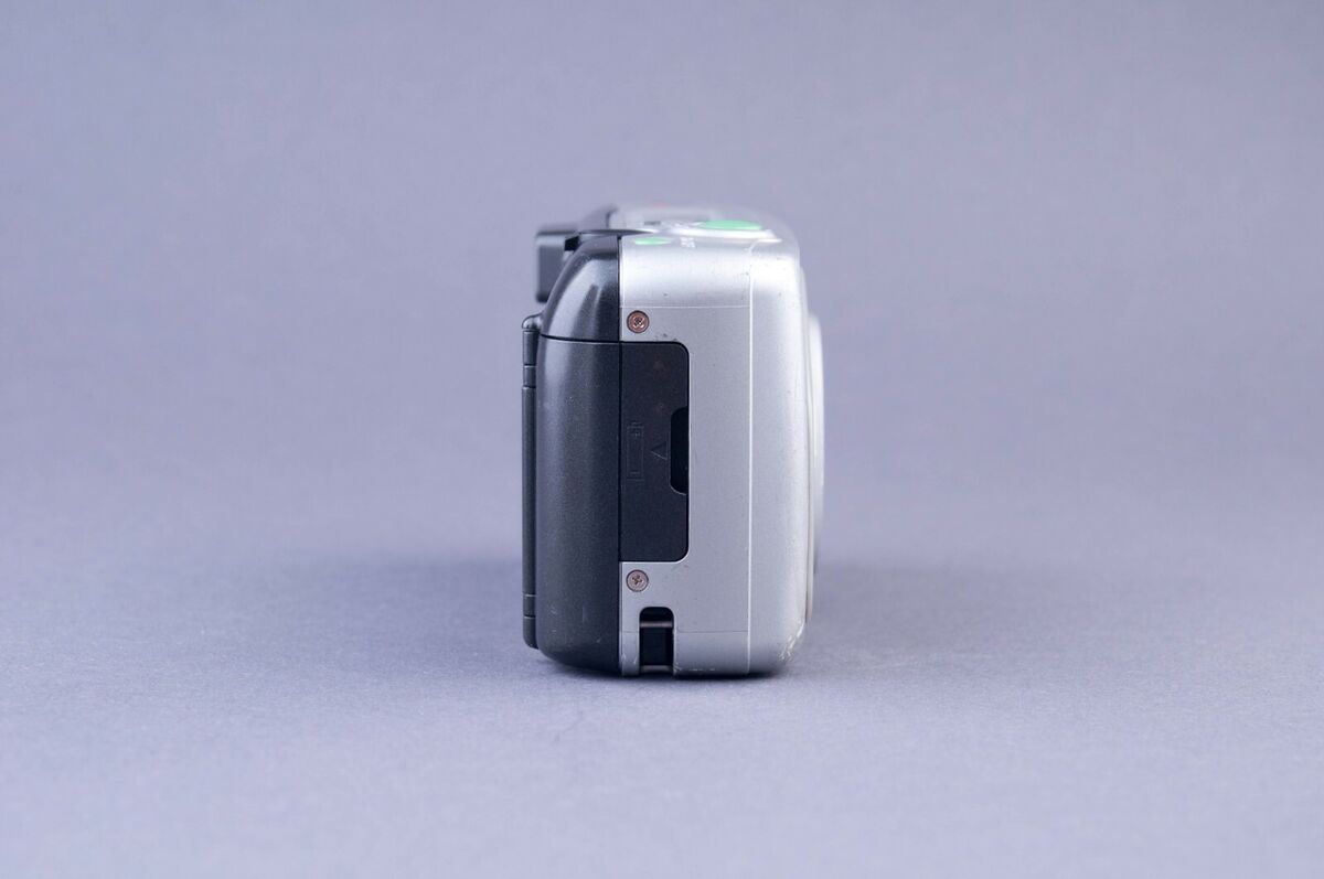 Rollei Giro 70 WA 35mm Point & Shoot Film Camera | eBay Rollei Giro 70 WA 35mm Point & Shoot Film Camera | eBay