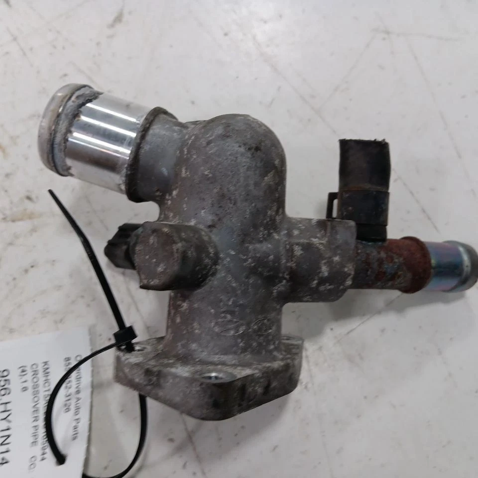 Tubo cruzado Hyundai Accent Coolant Line 2012 2013 2014 2015 2016 2017 Foto 2 de 4