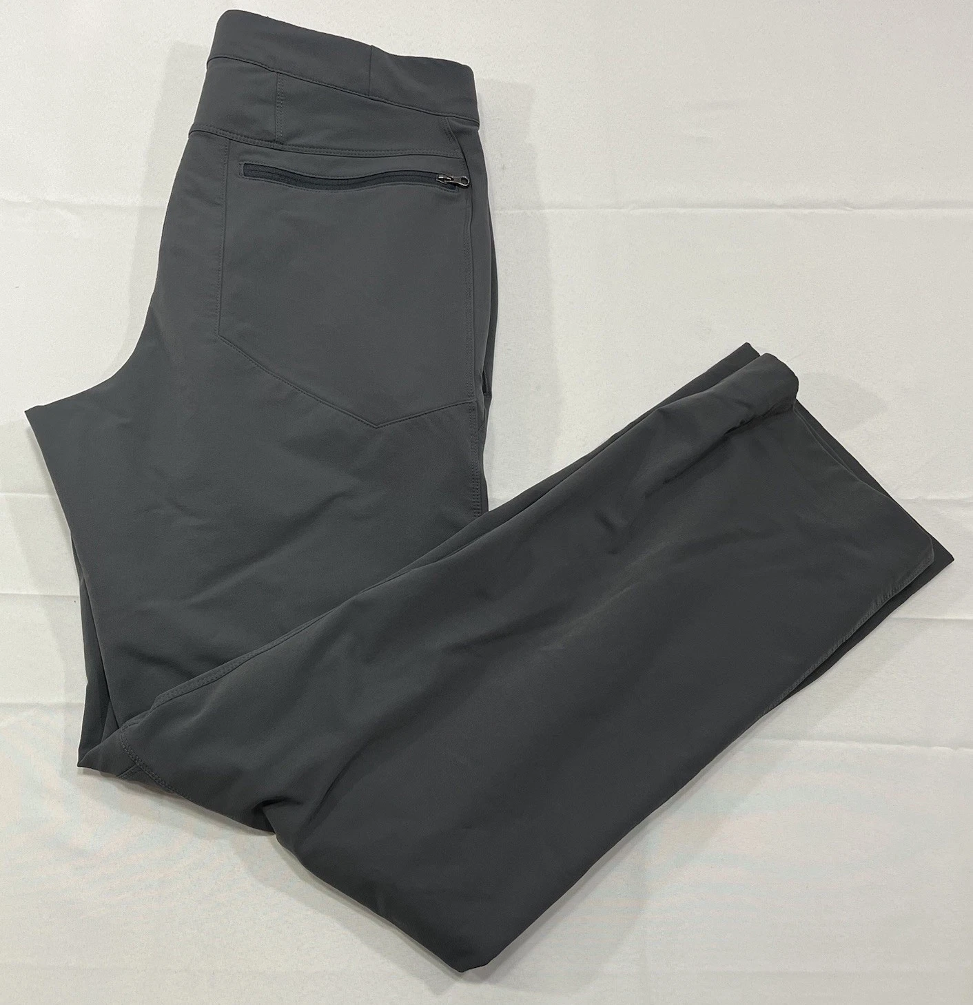 REI Co-Op Activator Soft Shell Pants Men’s 32x32 Gray Regular Fit Belted Hiking
Opens in a new windo