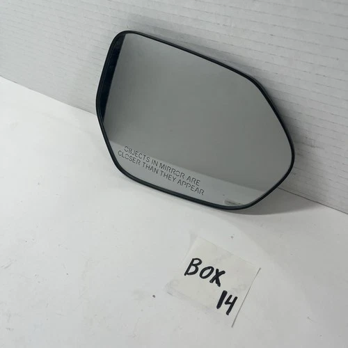 USED 2019 - 2023 TOYOTA COROLLA RIGHT MIRROR GLASS ONLY WITHOUT BSM SR1300 OEM