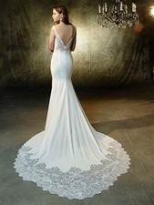 Brand NEW- Wedding Dress -Brand: Blue Bridal by Enzoani Style : Luz-L