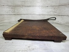 Cortador de papel de madera antiguo vintage recortador de guillotina hierro fundido sin marca