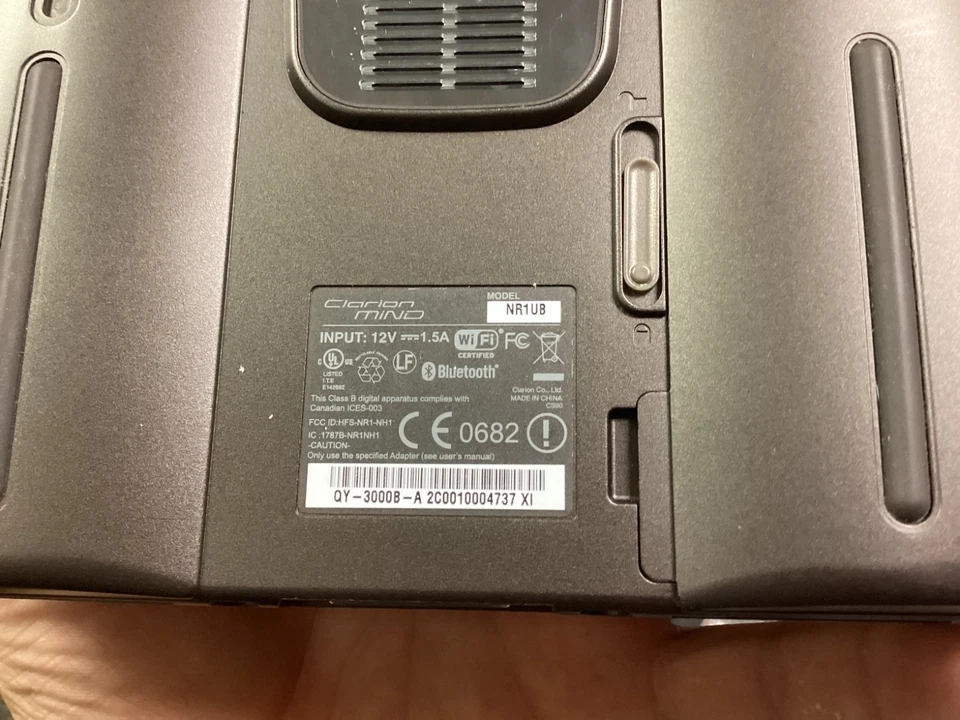 ClarionMind NR1UB GPS 4.8" Touch Screen GPS with wires - Image 3 of 4