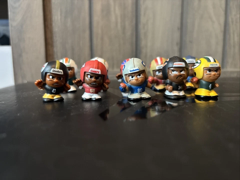 青少年NFL传奇套装(2022系列1) — 第 4/4 张图片