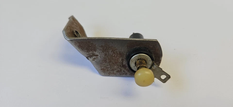 1962-1966 Plymouth Chrysler Dodge B & C Body Brake Light Lamp Switch 2580998 NOS - Image 3 of 4