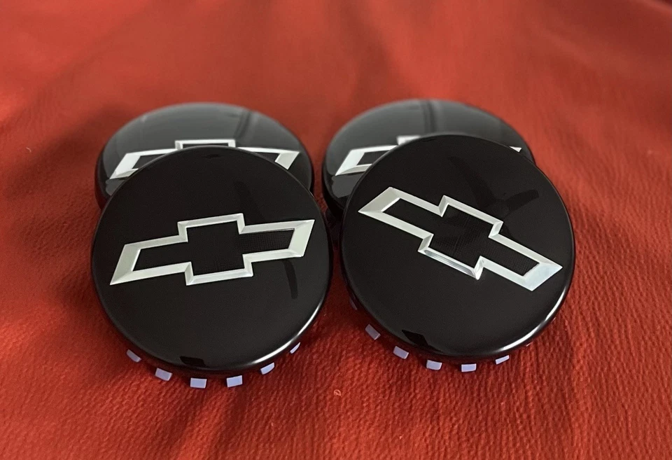 Tapacubos centrales de rueda 4x 83 mm negro brillante plateado para Chevy Silverado Suburban Tahoe Foto 3 de 4