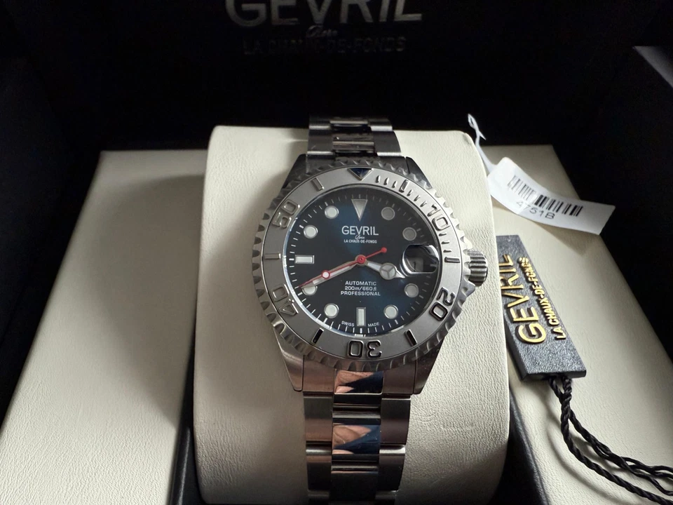 Gevril Wall Street Automatic Wristwatch Swiss Made Sellita sw 200 - eta 2824-2 - image 4 of 4