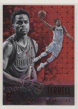 2017-18 Panini Essentials Red Yogi Ferrell #108 3a3