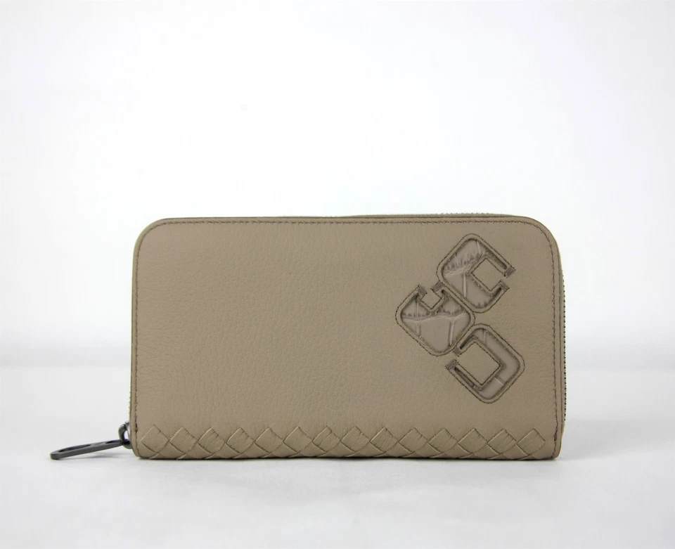 Bottega Veneta Unisex Light Brown Woven Leather Zip Top Wallet 344679 8491