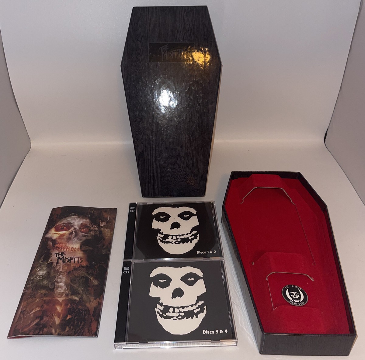The Misfits Box Set - Coffin Box - Complete (CD, 4 Disc) | eBay The Misfits Box Set - Coffin Box - Complete (CD, 4 Disc) | eBay