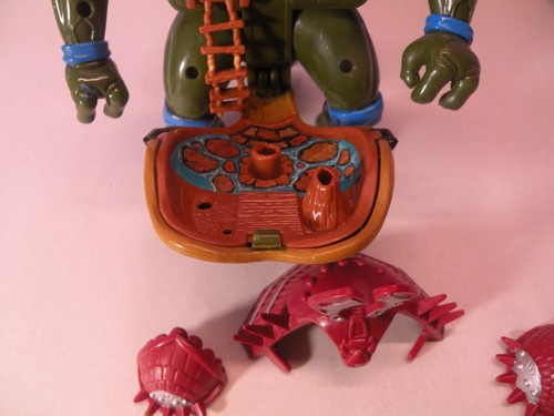 1996 TMNT Turtle In A Turtle LEONARDO'S MINI MUTANT BATTLE CASTLE PLAYSET RARE - Picture 4 of 9
