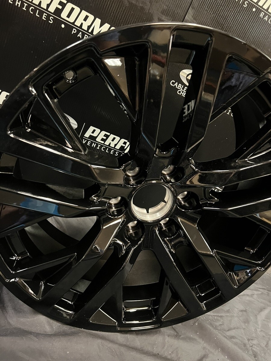 クロム GM OEM 84799395 - 22x9-Inch Aluminum 5-Split-Spoke Wheel in
