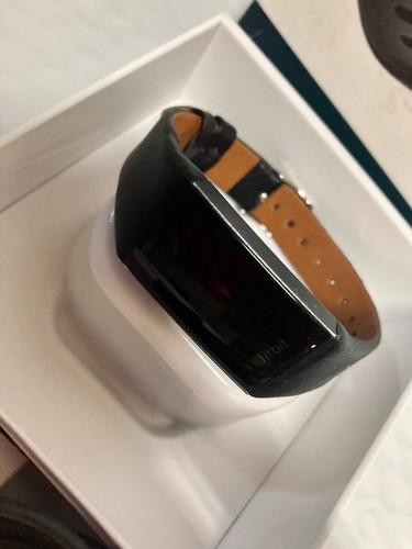 FITBIT Charge 3~Black~LEATHER & MAGNETIC MESH bands!! - Picture 5 of 7
