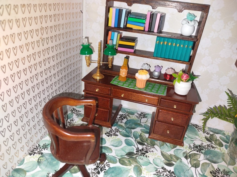 Dollhouse Furniture 112 Living Room/Den/Study eBay