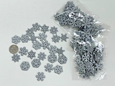100 pieces Wood Christmas Snowflakes Ornaments Decor