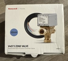 Honeywell V4073 22mm Motorised Mid Position Diverter Valve 