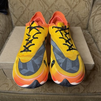 Size 12.5 - Nike ZoomX Vaporfly NEXT% 2 University Gold Zoom  display picture 1