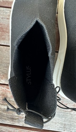 Stylus Sounds Black Slip On High Top Sneakers Women's size 7M US - Picture 6 of 8
