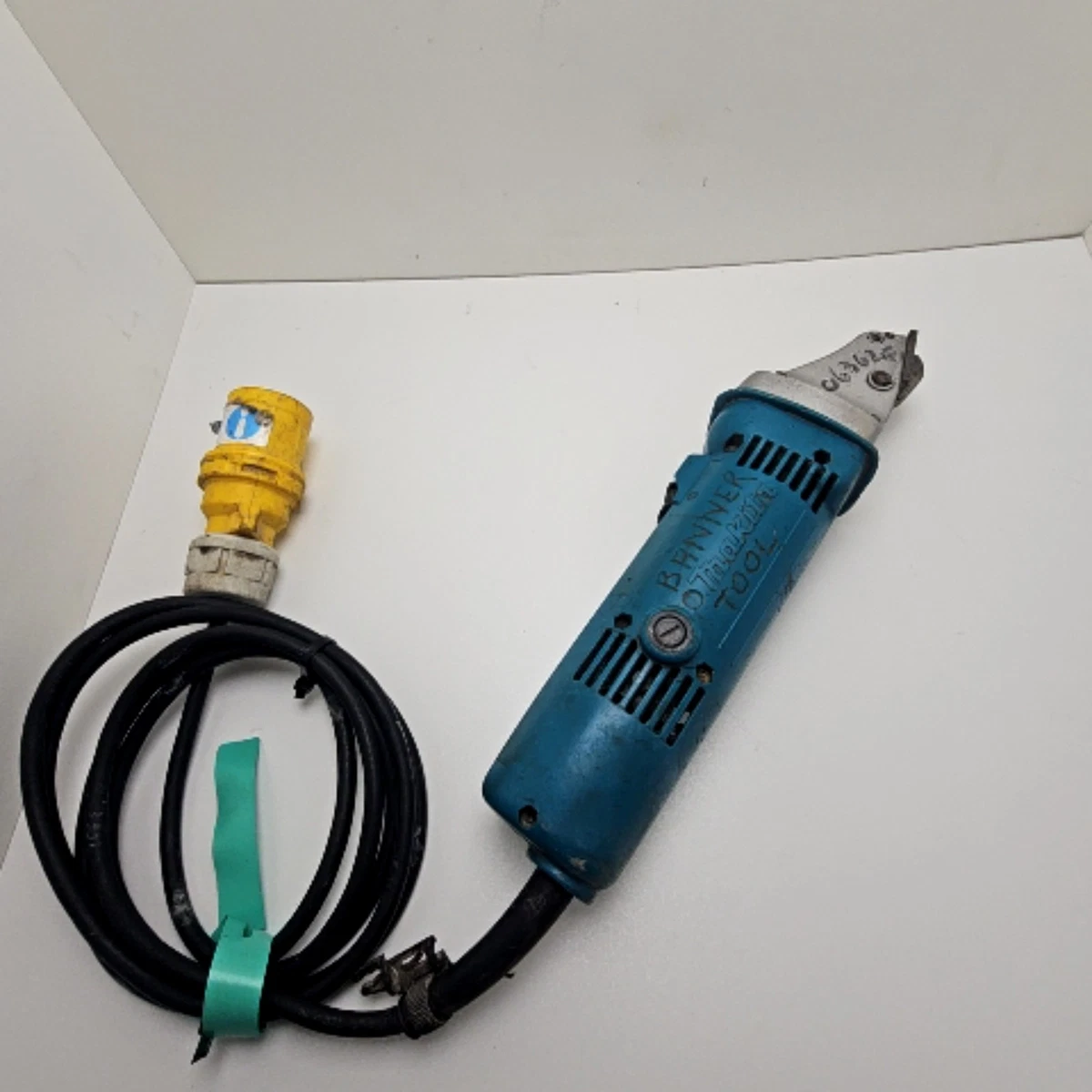 KATSU Sheet Etal Guillotine Shear 500 Bed Width Heavy Duty Anual