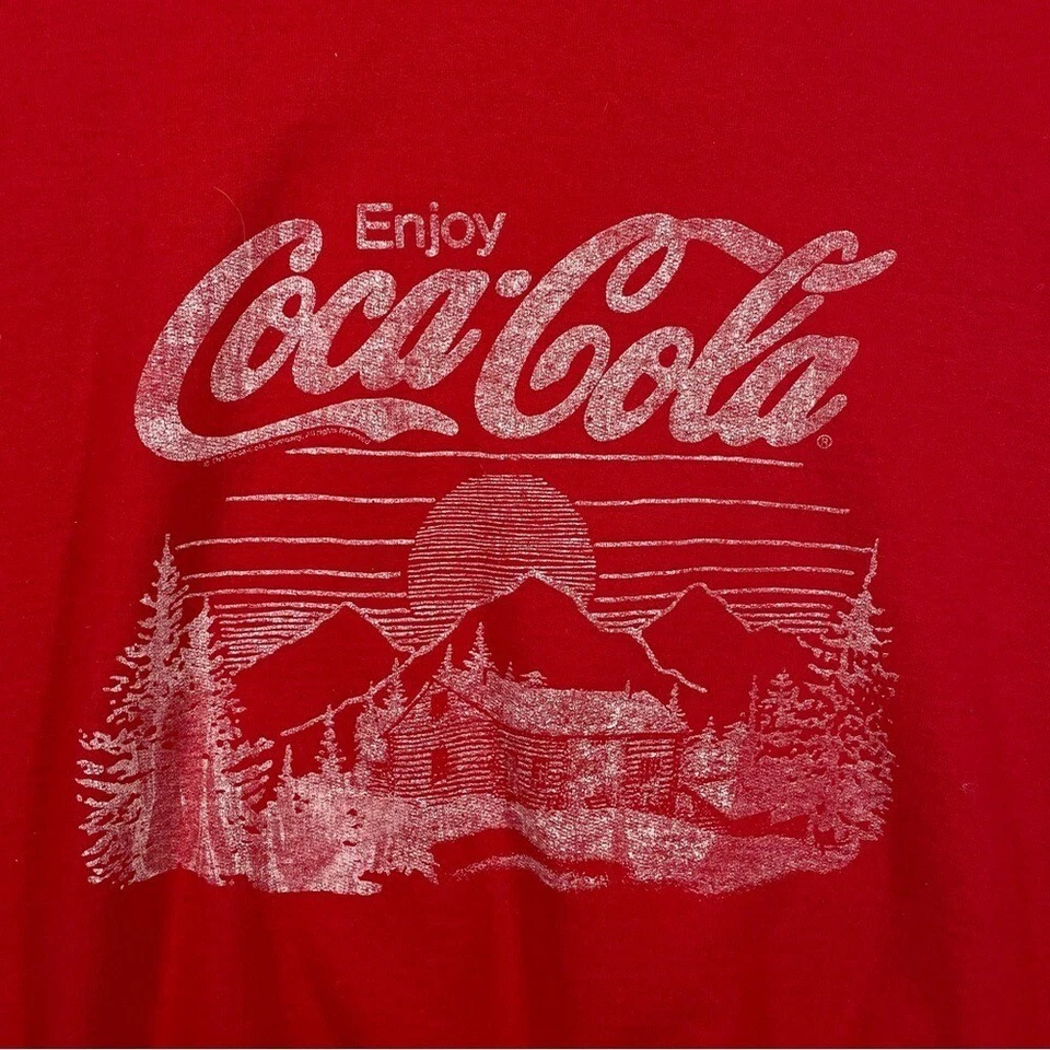 Moletom Vintage Coca-Cola Vermelho Gráfico Pulôver Log Cabin Moutain Masculino Grande - Imagem 2 de 4