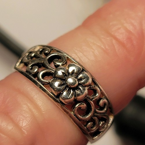 Sterling Silver Pretty Little Spiraling Design Flower Ring SZ 6.75 - 第 1/6 張圖片