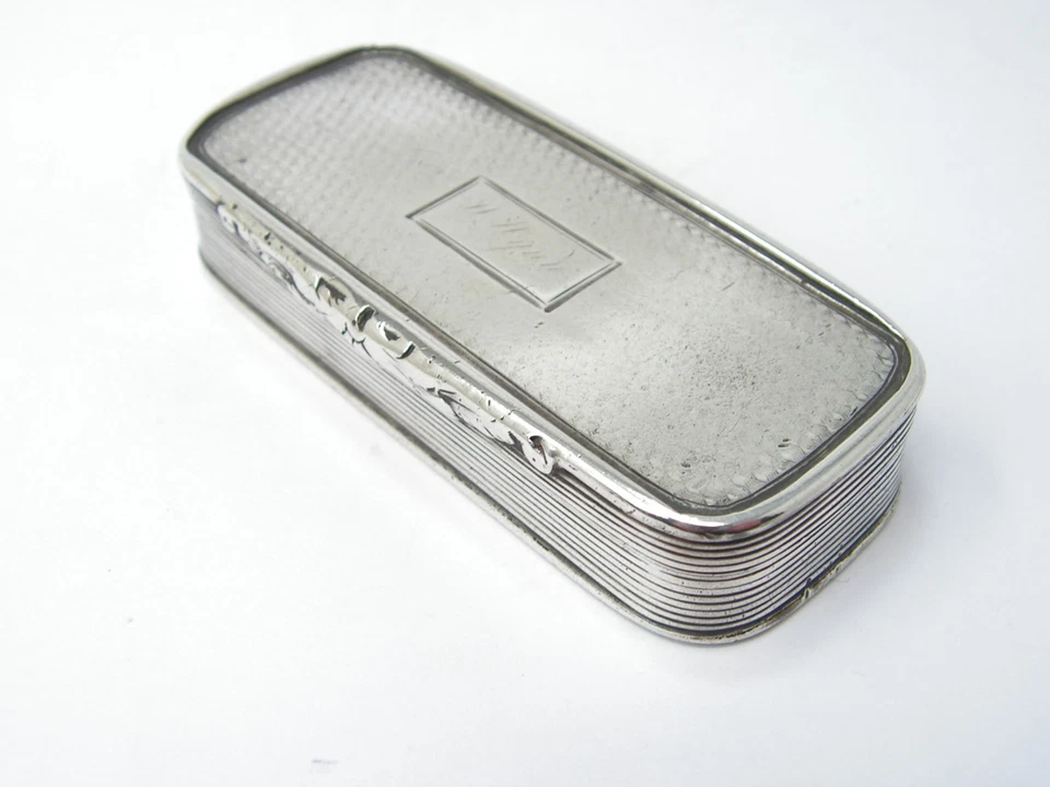 GRAN CAJA DE PASTILLAS DE TABACO ANTIGUA VICTORIANA TEMPRANA EDWARD SMITH PLATA ESTERLINA SÓLIDA Foto 3 de 4