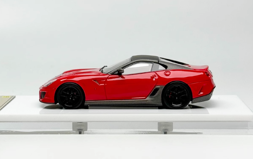 BZMW 1:64 Ferrari 812 Superfast Rossa - Modello In Resina Diecast, Auto Da Collezione 2023