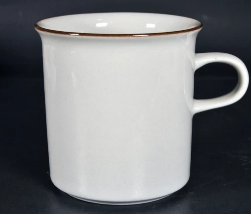 Set of 2 Arabia Finland Fennica 3 1/2" High 10oz Coffee Mug Cup Flared Brown Rim