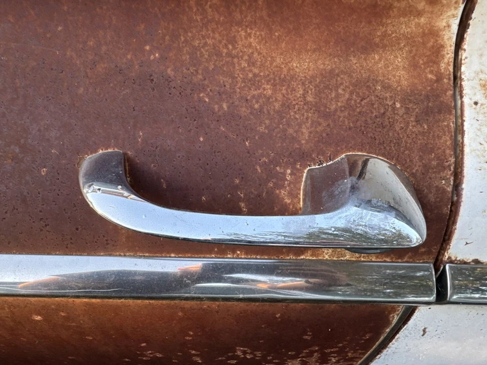 Buick LeSabre Invicta Wildcat Electra 1959 1960 exterior conductor manija de puerta izquierda Foto 2 de 3