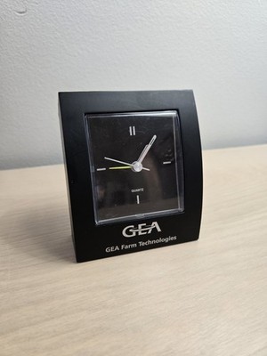 Vintage GEA Farm Technologies Quartz Travel Analog Mini Desk Alarm Clock Retro