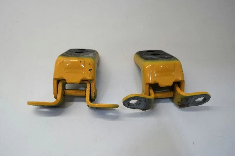 2009-2019 Nissan 370Z Left Driver Side Door Hinge Set - Image 2 of 4