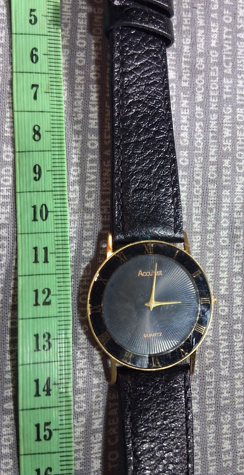 Vintage Unworn Accurist Quartz Movement Wrist Watch Leather Strap image 6