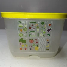 Tupperware 7286 Fridgesmart Storage Container Lime Yellow Vented Lid 1.8L