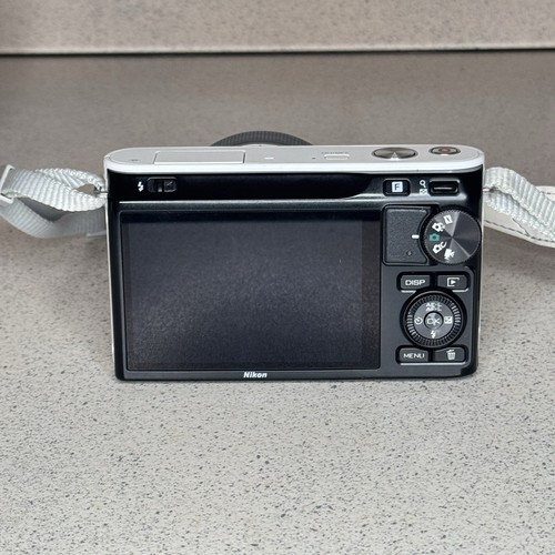 Nikon 1 J2 Kamera mit Objektiv 11-27,5 mm weiß Boxed BESCHREIBUNG LESEN - Bild 7 von 14