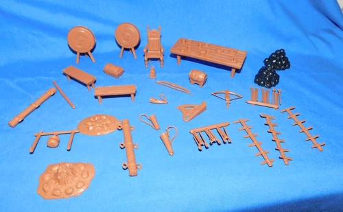 Marx Reissue 1/32 Robin Hood playset accessories 28 pieces from original mold