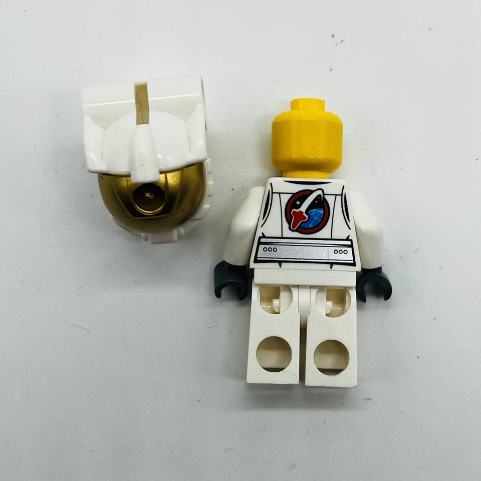 Lego Minifigure Utility Shuttle Astronaut - Male cty0568 Space - Image 3 of 3