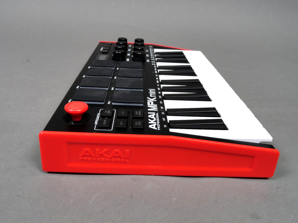 AKAI Professional MPK Mini MK3 Portable 25-Key Keyboard MIDI w