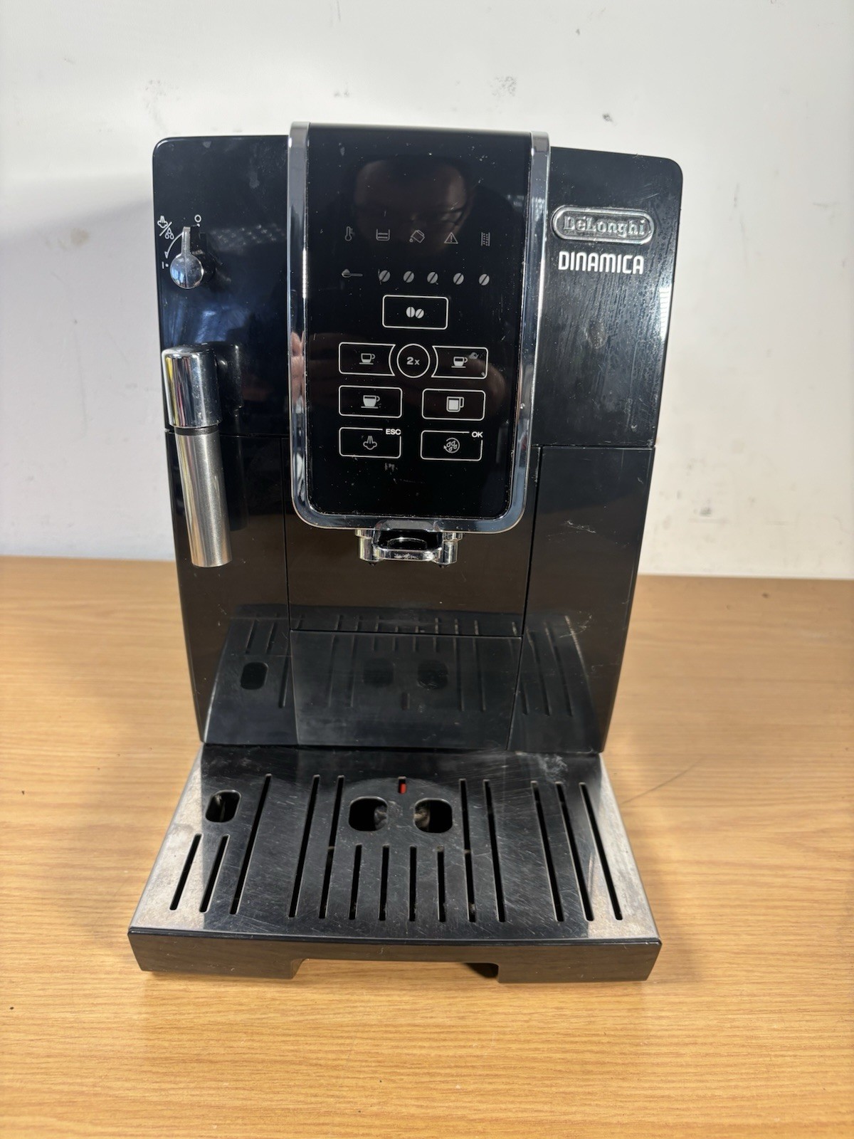 De'Longhi Dinamica ECAM35015B Bean to Cup Coffee Machine Black,