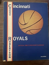 RARE 1969-70 CINCINNATI ROYALS BASKETBALL VINTAGE YEARBOOK BOB COUSY ROBERTSON !