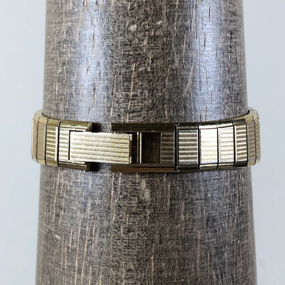 Reloj analógico de cuarzo de 16 mm Wittnauer para mujer de moda con detalles de diamantes tono dorado 6" Foto 4 de 4