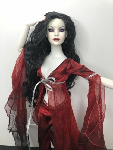 Tonner 17 Tonner 17
