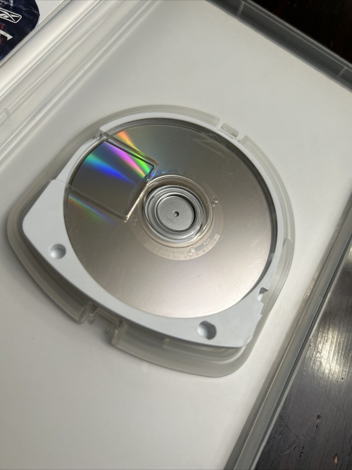 Madden NFL 08 Sony PSP Complete CIB Nice Shape Fast Shipping Football