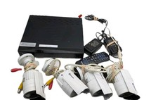 SWANN SWDVR9-4200 9 Channel DVR - Cords 4 SWPRO-642CAM Remote SWDVR-94200H